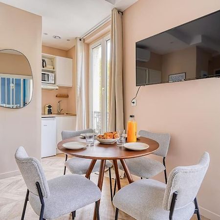 Appartement Colore Wagram - II Paris Bagian luar foto