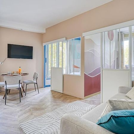 Appartement Colore Wagram - II Paris Bagian luar foto
