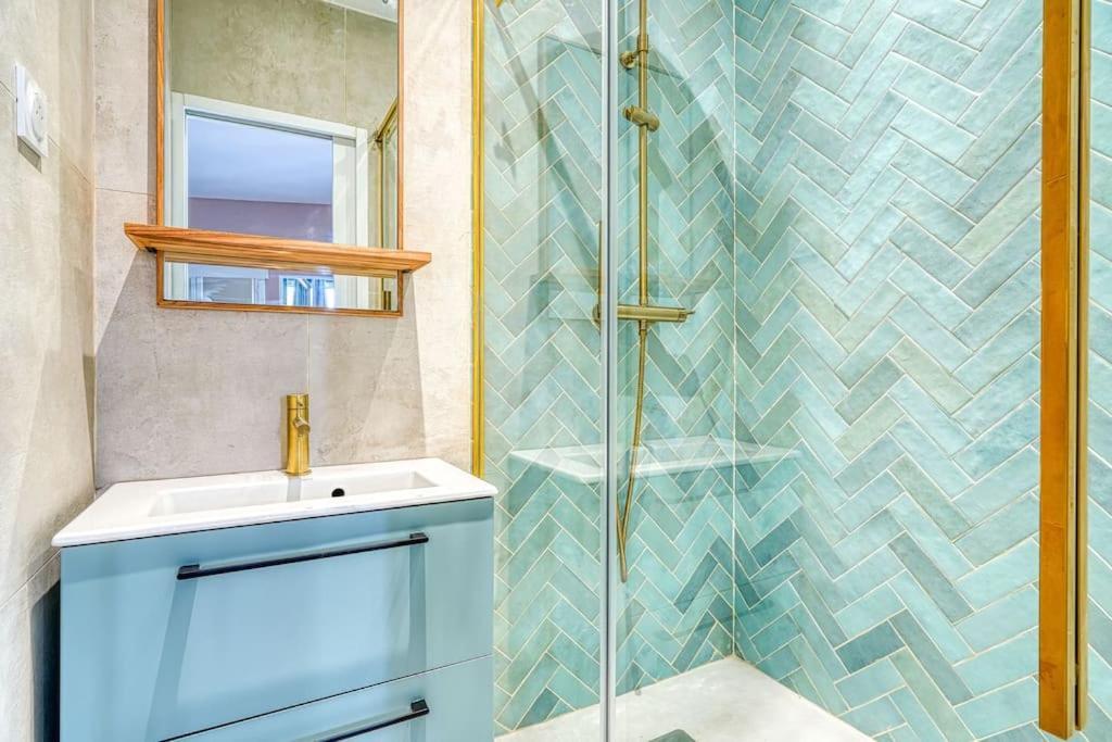 Appartement Colore Wagram - II Paris Bagian luar foto