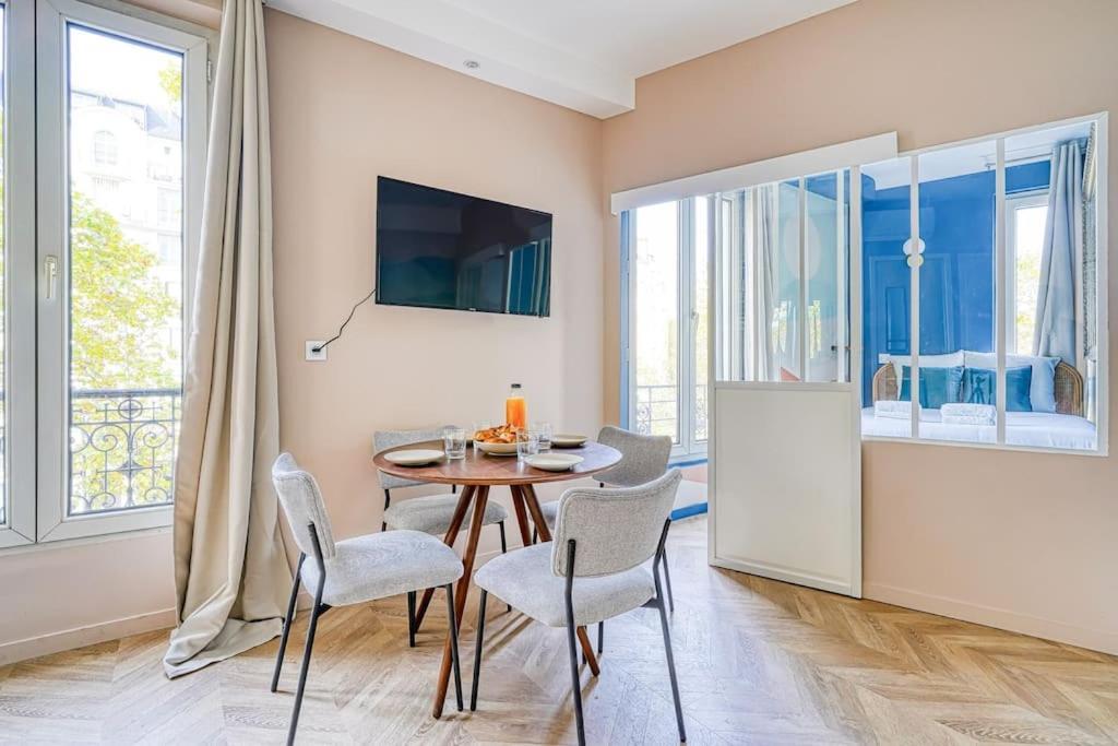 Appartement Colore Wagram - II Paris Bagian luar foto