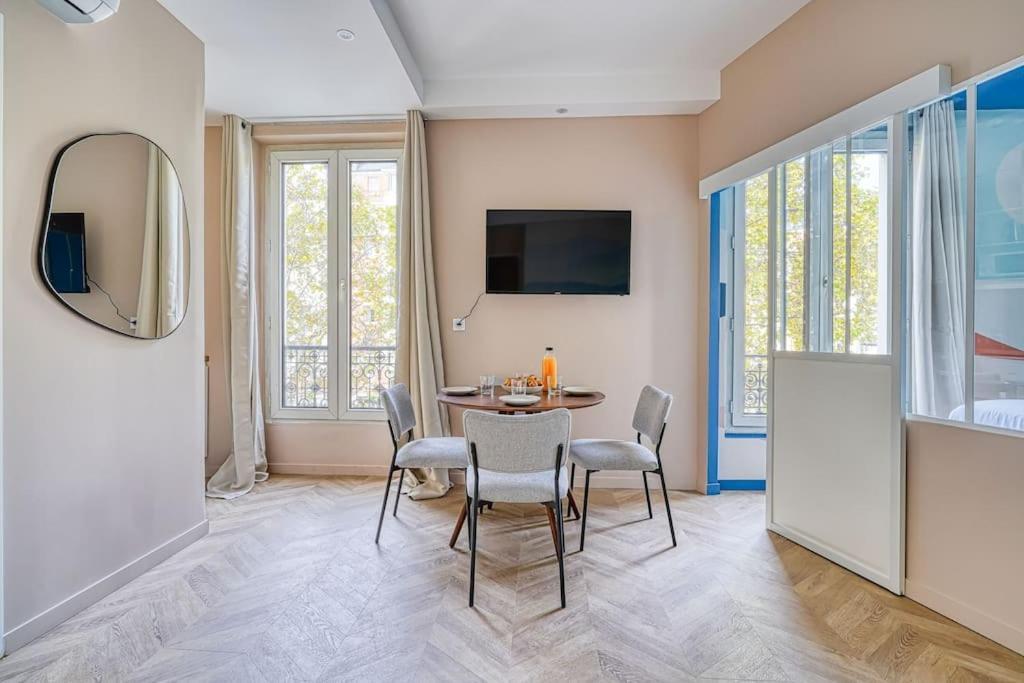Appartement Colore Wagram - II Paris Bagian luar foto